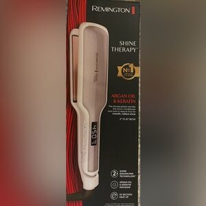 Remington 2” Flat Iron / Hair Straightener NEW!